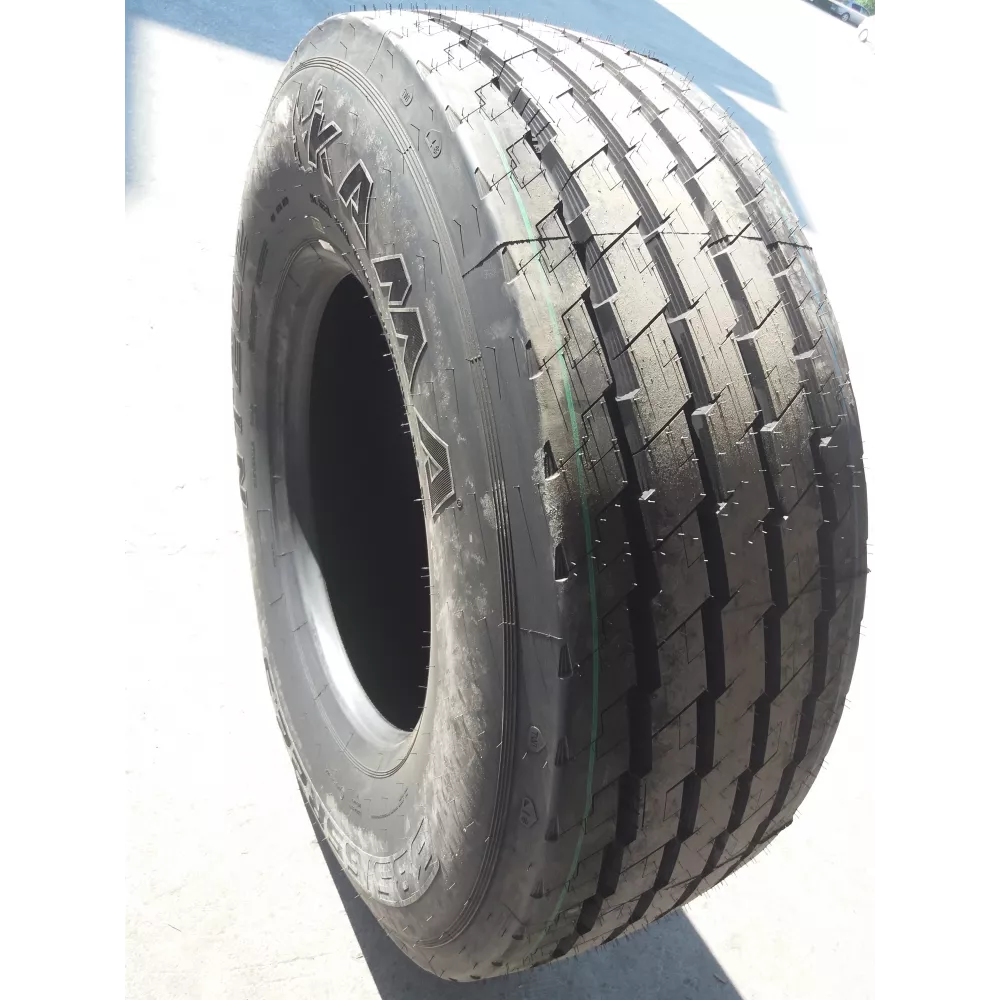 Грузовая шина 385/65 R22,5 Кама NT-202 в Омске